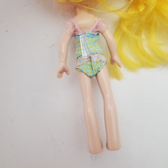 Strawberry Shortcake Doll Lemon Meringue 2008 - Picture 5 of 11